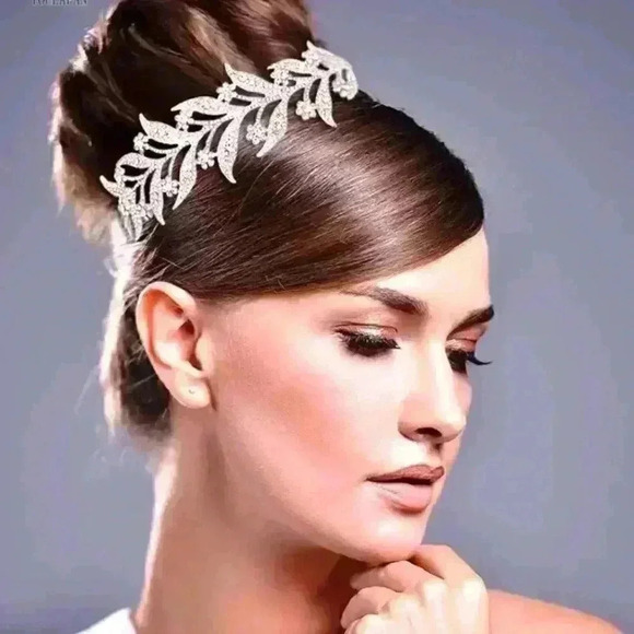 Floral Leaf Crystal Bride Wed Fairy Rhinestone Tiara - Picture 9 of 9